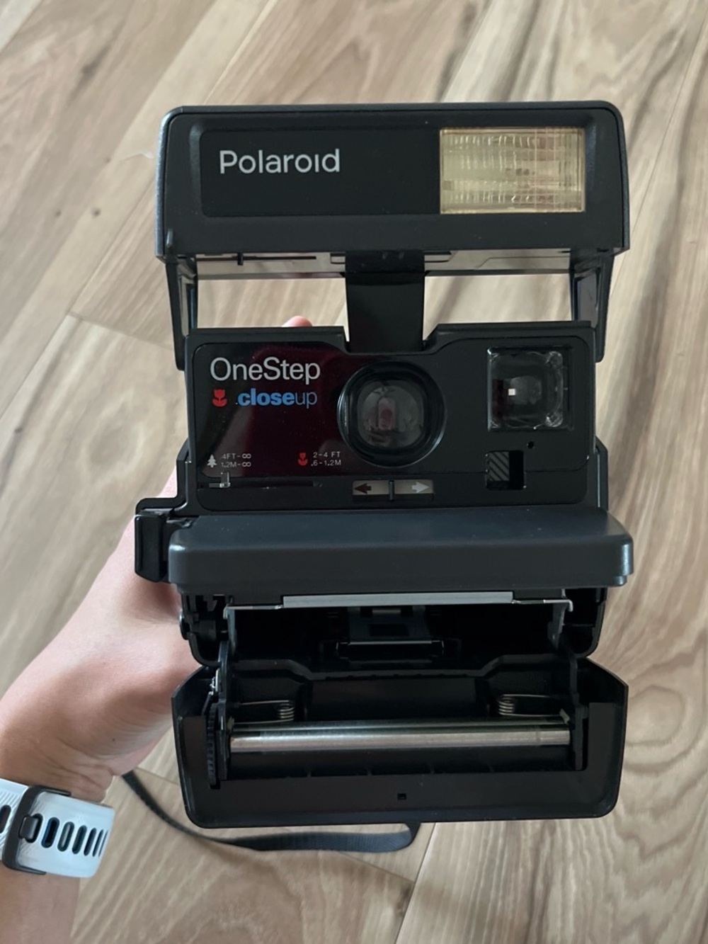 Polaroid Instant Camera - Picture 5 of 6
